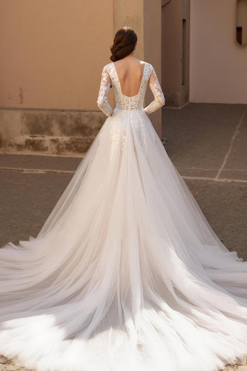 Col V Dentelle Tulle Ivoire Une Robe De Mariée Longue Ligne À Manches Longues